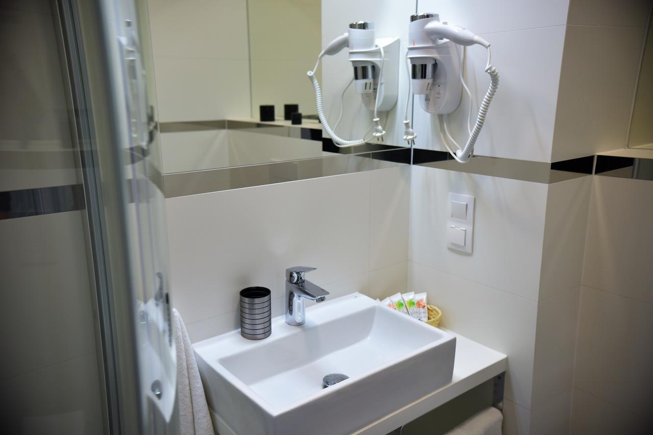 Apartamenty Platan Opieszyn 2 Września Екстериор снимка
