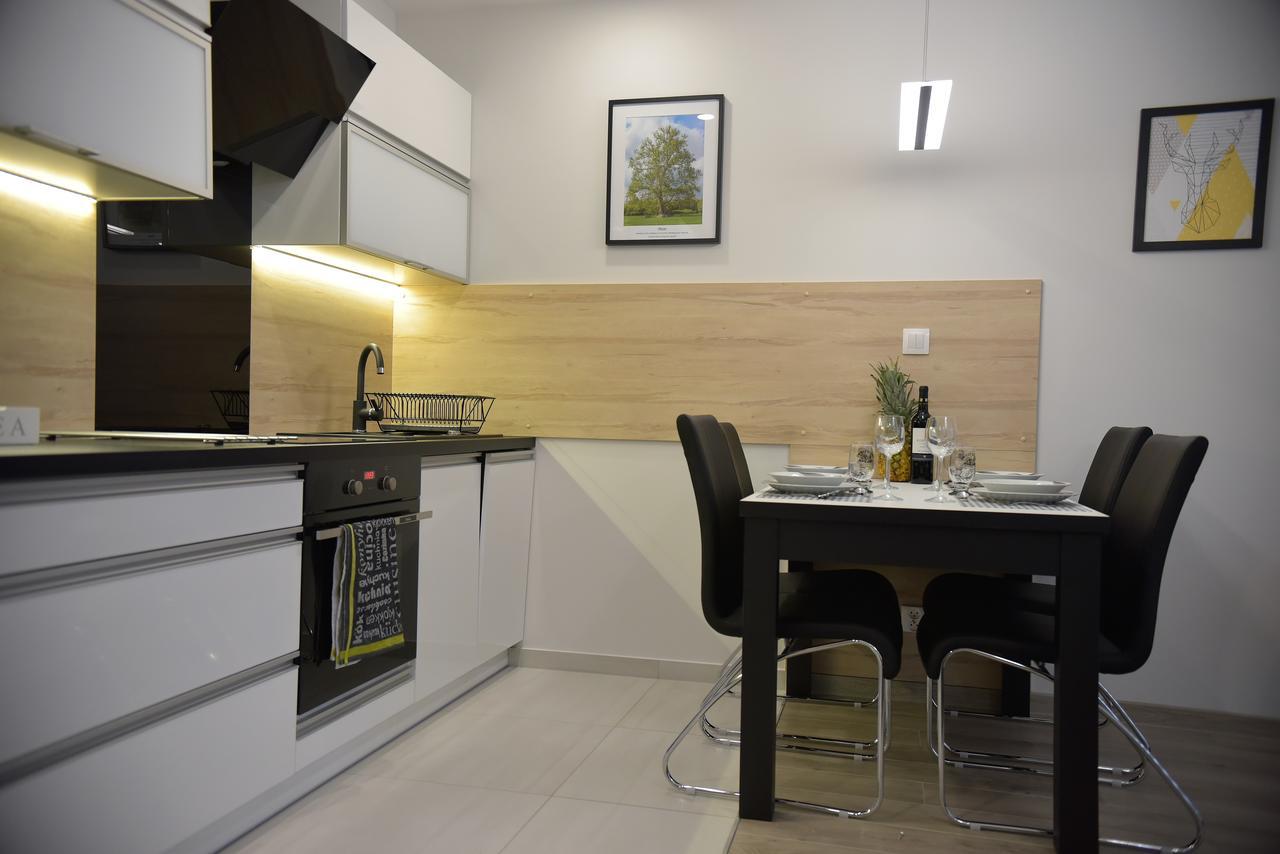 Apartamenty Platan Opieszyn 2 Września Екстериор снимка