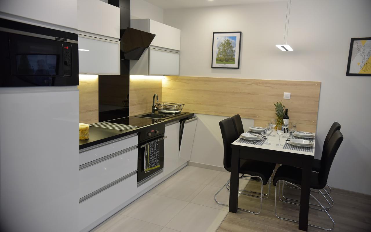 Apartamenty Platan Opieszyn 2 Września Екстериор снимка
